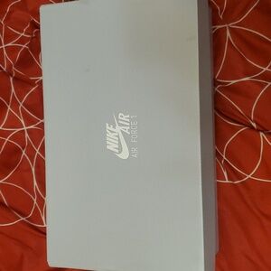 White Nike Air Force